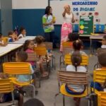 ILHA DAS FLORES PROMOVE PALESTRAS SOBRE PREVENÇÃO À OBESIDADE NA ESCOLA MUNICIPAL 13 DE MAIO