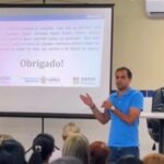 PREFEITO JÚNIOR TOURINHO REÚNE DIRETORES PARA AVALIAR INDICADORES E PLANEJAR AVANÇOS NA EDUCAÇÃO