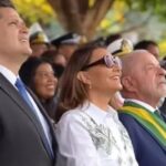 LULA PARTICIPA DE DESFILE DE 7 DE SETEMBRO AO LADO DA CÚPULA DOS TRÊS PODERES EM BRASÍLIA